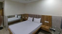 Hotel Cafe Vihar in Mumbai
