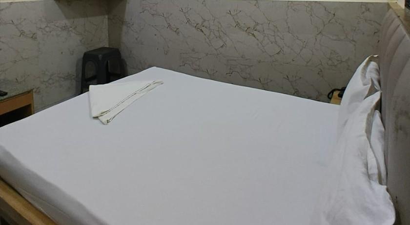 Hotel Cafe Vihar in Mumbai
