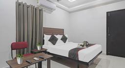 White House Leo in Hyderabad