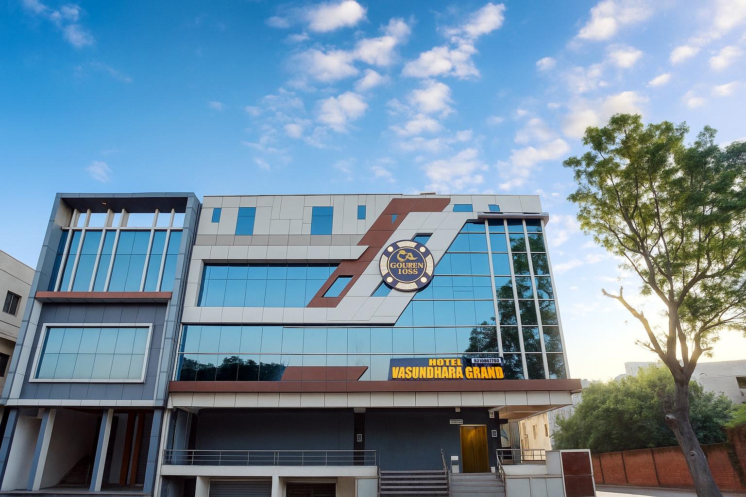 Hotel Vasundhra Grand in Ghaziabad