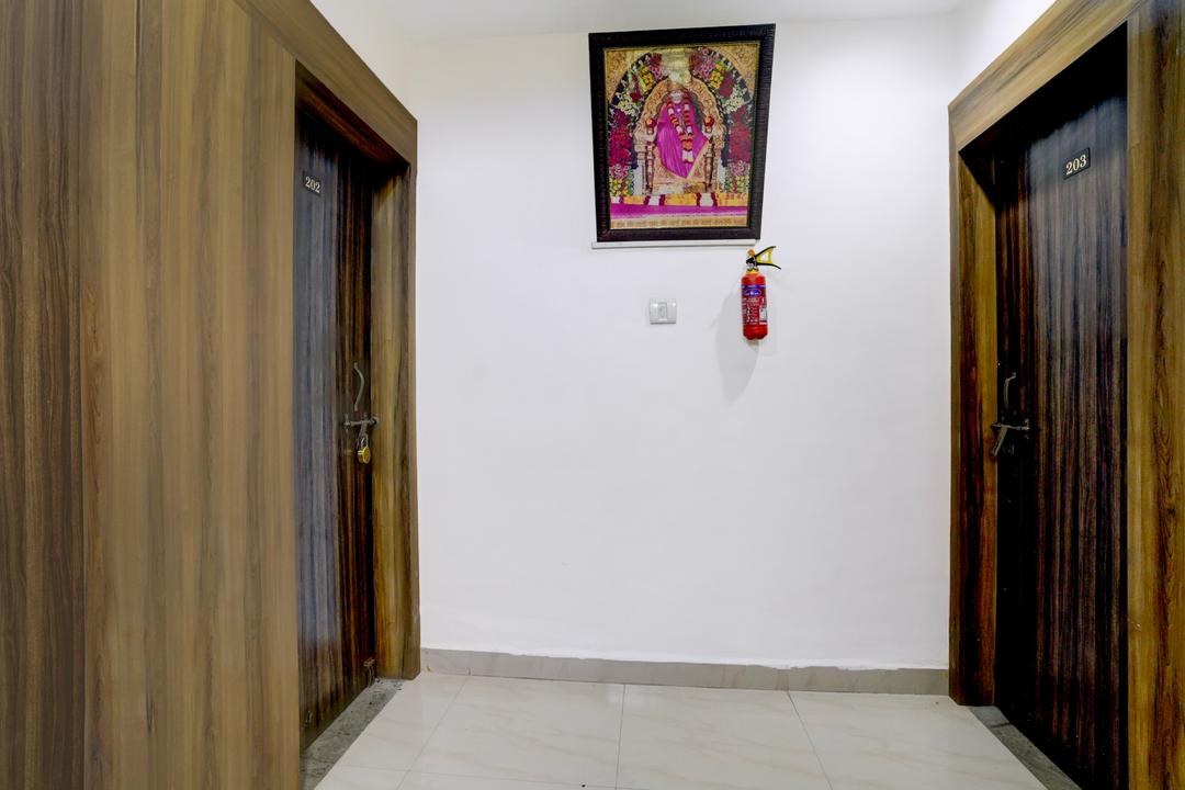 Hotel O Sai Teerth Theme Park Formerly Sai Dhanlaxmi in Shirdi