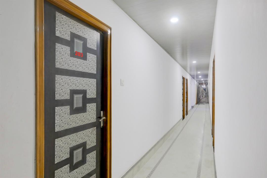 Super Collection O Chhapra Railway Junction Formerly Hotel City Palace in Chapra