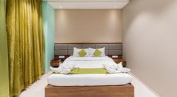 Hotel Seven Oaks in Navi Mumbai