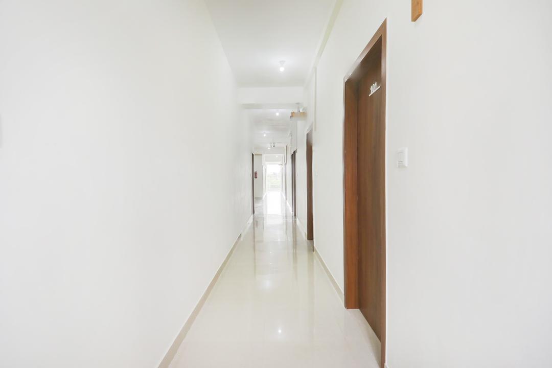 Super Townhouse Maralkunte near Shree Kateramma Temple in Bangalore