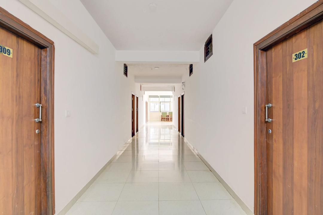 Super Collection O Madikeri City Center Near KSRTC Bus Stand Coorg Formerly Hotel Ragsys in Coorg