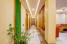 Super Townhouse Oak Dhanbad Near SSLNT College Formerly Kapson in Dhanbad