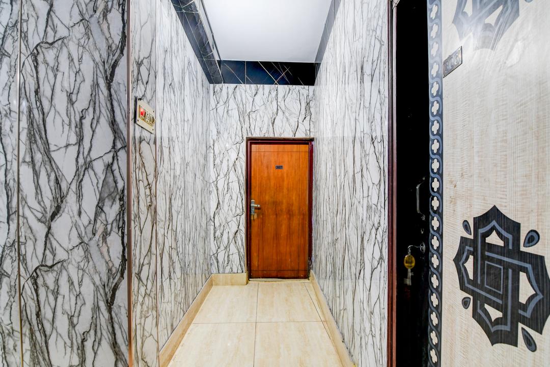 Super Hotel O Serampore Railway Station Formerly Rupashi Guest House in Hoogly
