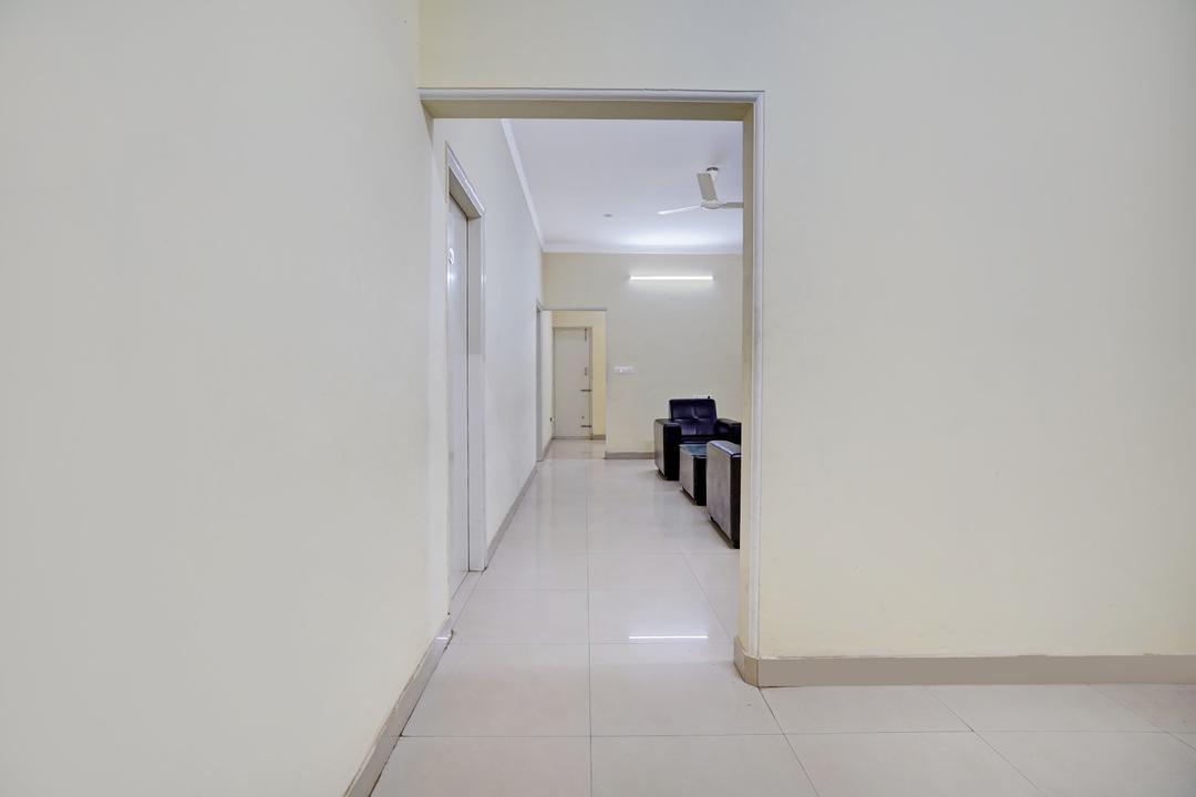Super Townhouse Hebbal Mysore in Mysore