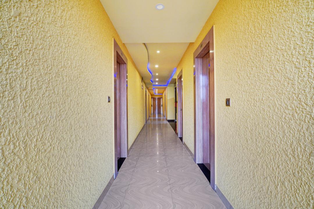 Super Collection O Kushal Nagar Near KSRTC Bus Stand in Coorg