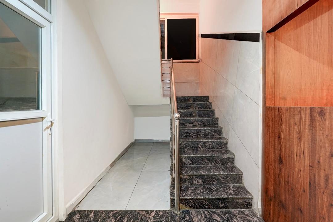 Super Townhouse Marathahalli KLM Fashion Mall Formerly Hotel Avenue in Bangalore