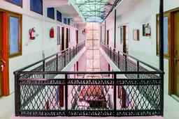 Super Hotel O Dehradun Central Railway Junction Formerly Bhagwan Guest House in Dehradun