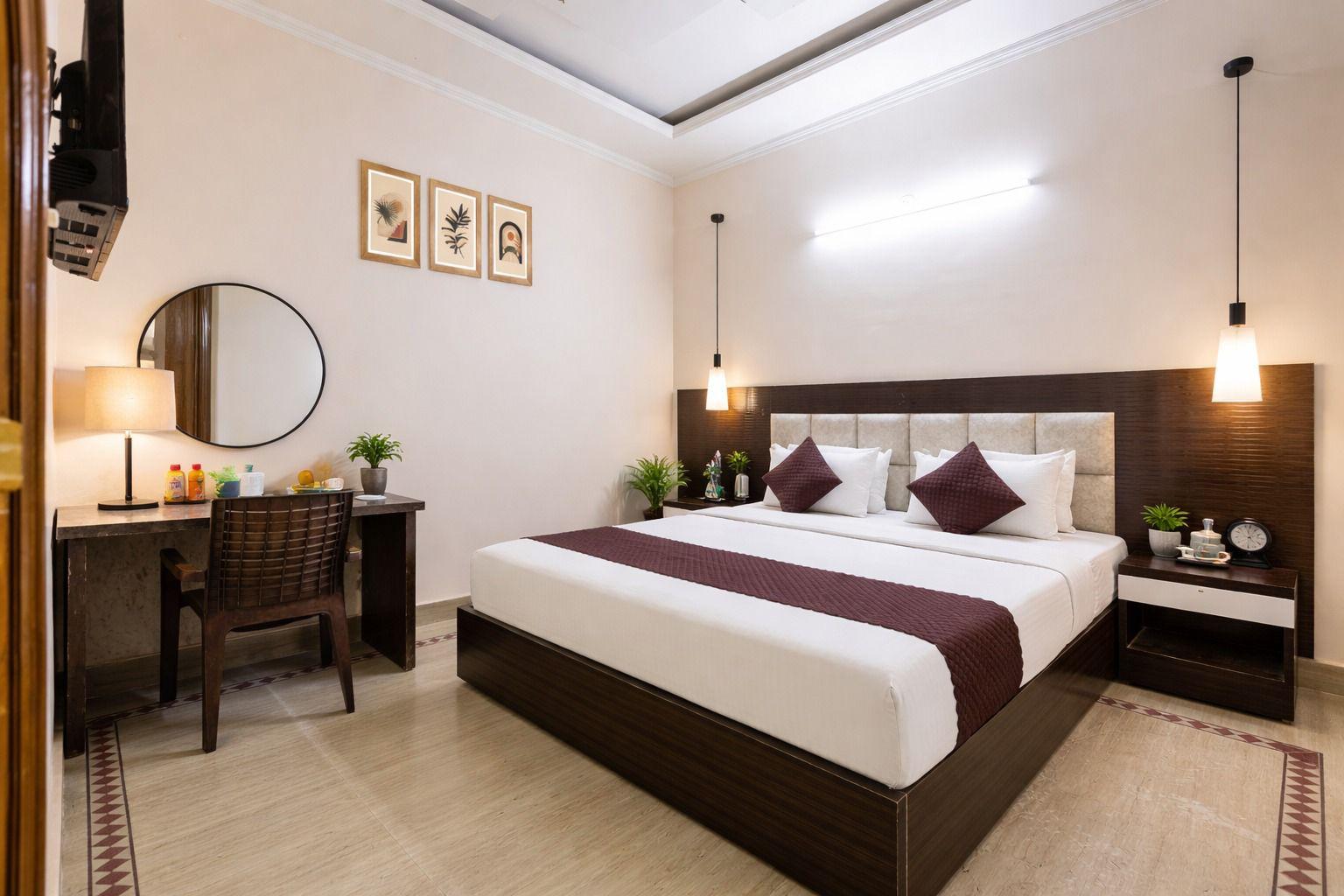 Hotel Warm Welcome Inn 51 in Noida
