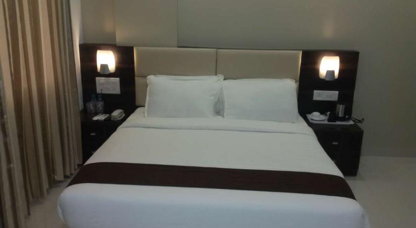 Hotel Krish Palace Andheri in Mumbai