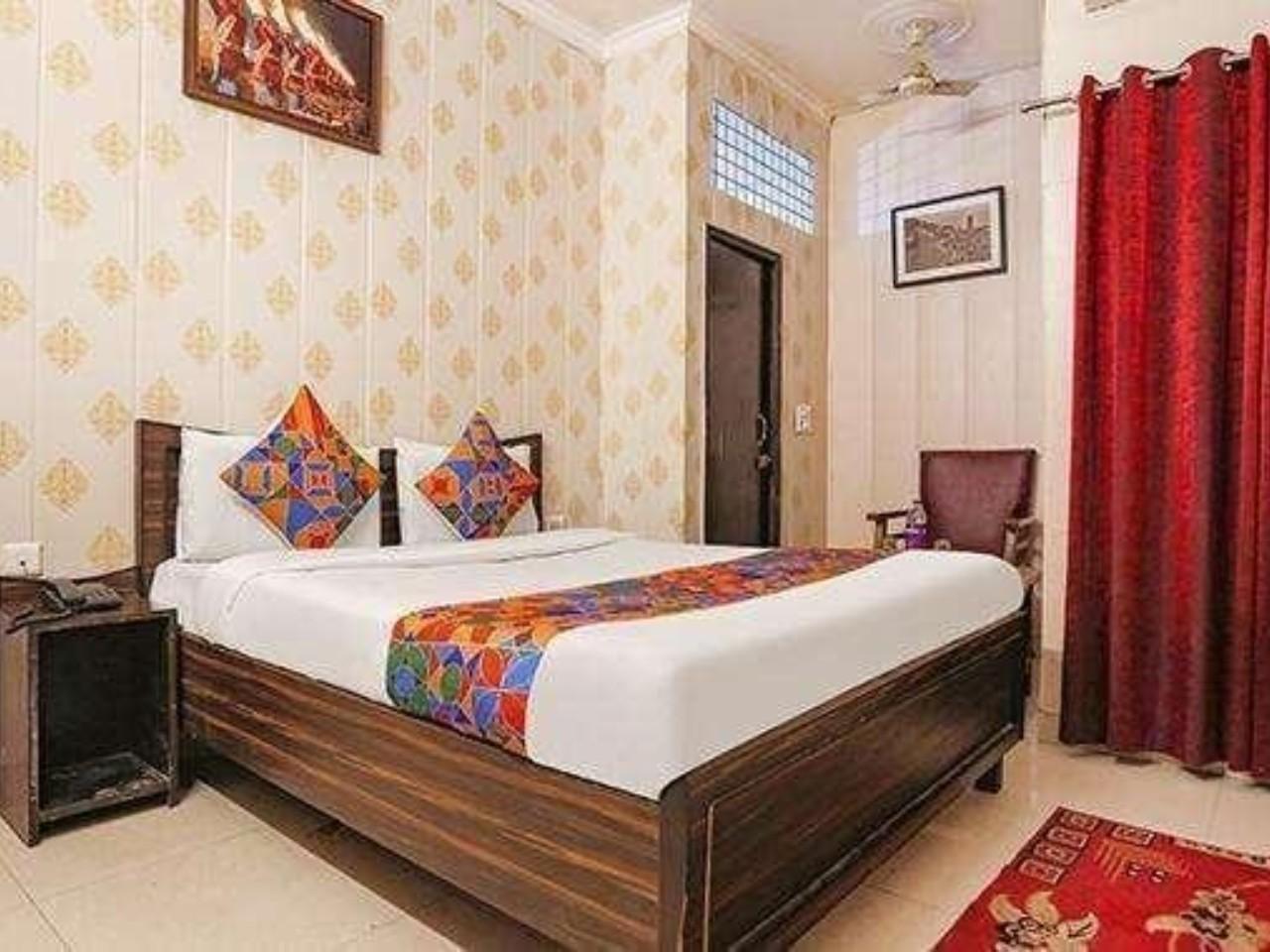 Hotel Lime Wood in Dehradun