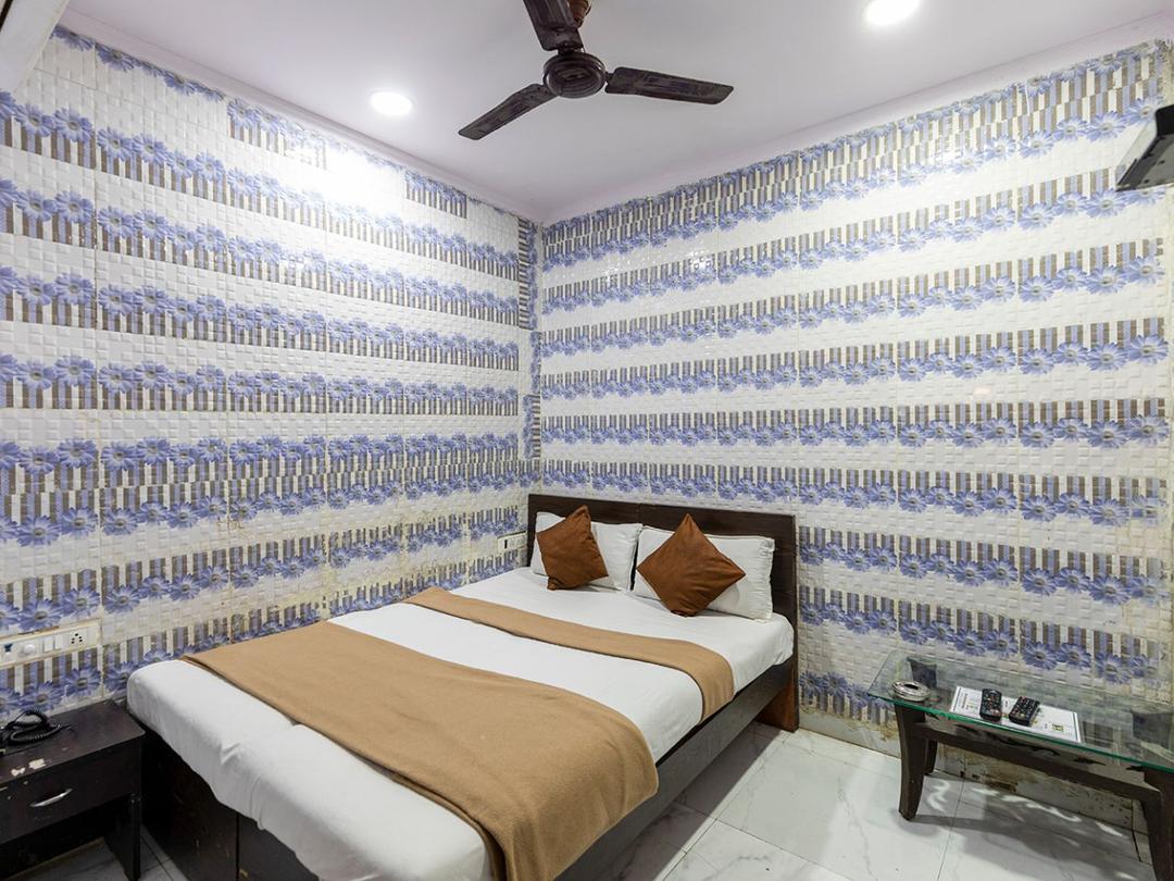 Hotel Majesty Palace in Mumbai