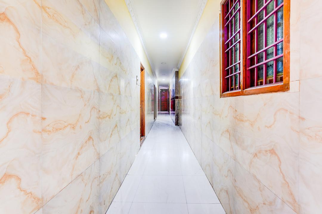 Hotel O Thirumangalam Metro Station Chennai in Chennai