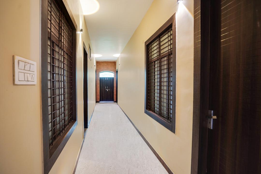 Super Collection O Rajapur Circuit House in Prayagraj