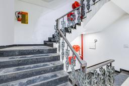 Super Collection O Shalimar Bagh in Delhi