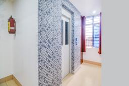 Super COLLECTION O SIXMILE GUWAHATI FORMERLY HOTEL GANGOTRI in Guwahati