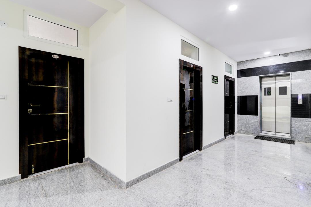Super Collection O Vanasthalipuram in Hyderabad