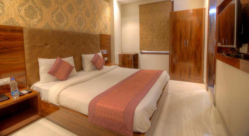 Hotel The Ventus in Delhi