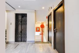 Super Hotel O Sarat Bose Road Formerly Shree Guest House in Kolkata