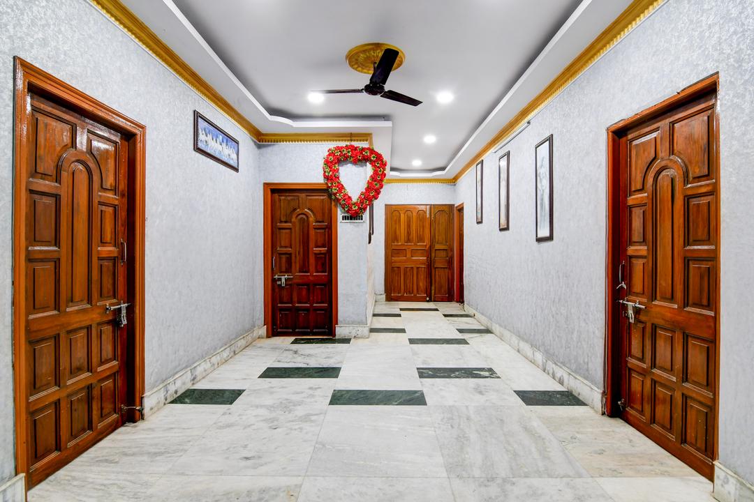 Super Hotel O Shalimar Railway Junction Formerly Tanima Villa 2 in Howrah