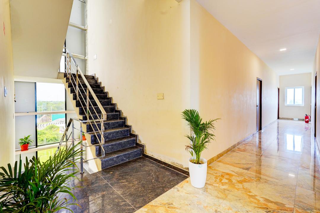 Super Hotel O Sriperambadhur Formerly Radha Residency in Chennai