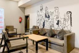 Super Townhouse Kalmana in Nagpur