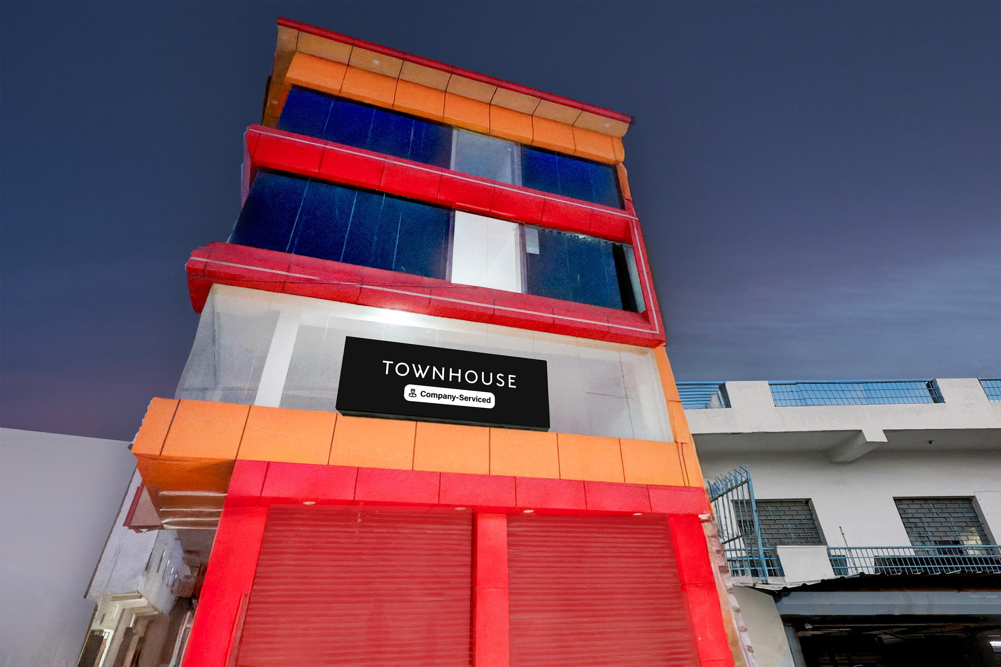 Townhouse Jhilmil Metro Station Formerly Legacy Residency in Delhi