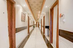 Super Townhouse Oak Amity University Patna Formerly The Golden Crown in Patna