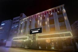 Super Townhouse Oak Amity University Patna Formerly The Golden Crown in Patna