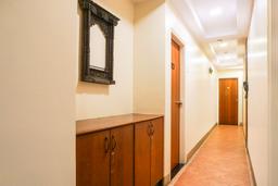 Super Townhouse Oak Prabhat Road in Pune
