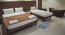 Dhanunjaya Luxury Hotel in Hosur