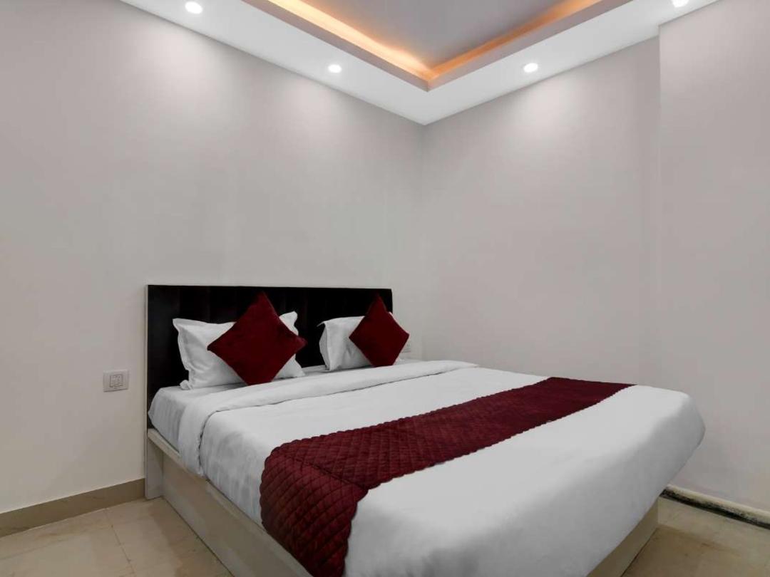 Hotel Royal Palace in Kolkata