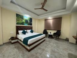 Hotel Shiwalik Grand in Haridwar
