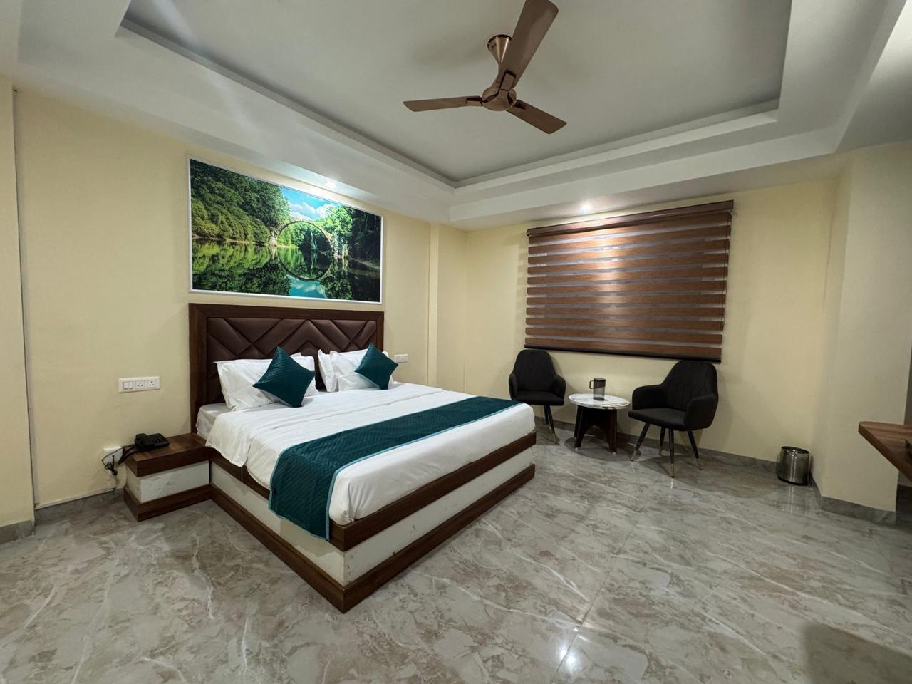 Hotel Shiwalik Grand in Haridwar