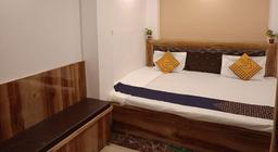 Royal Kashi Lodge in Prayagraj