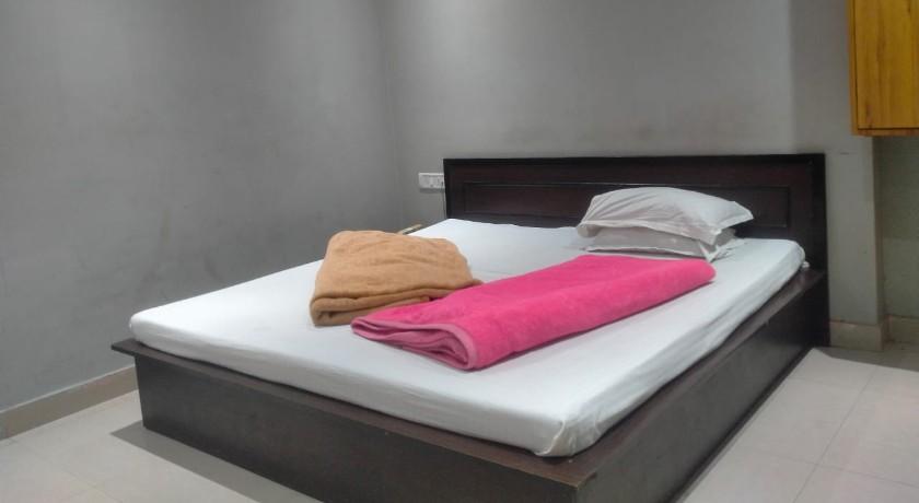 Amber Villa Lodge in Prayagraj