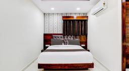 Hotel Lotus Gold in Vadodara