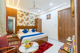 HoneyVeils Palace in Noida