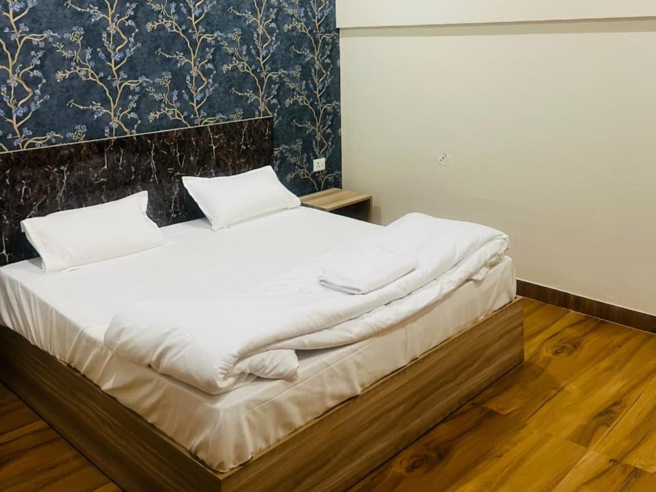 Hotel Aana Inn Gold in Jaipur