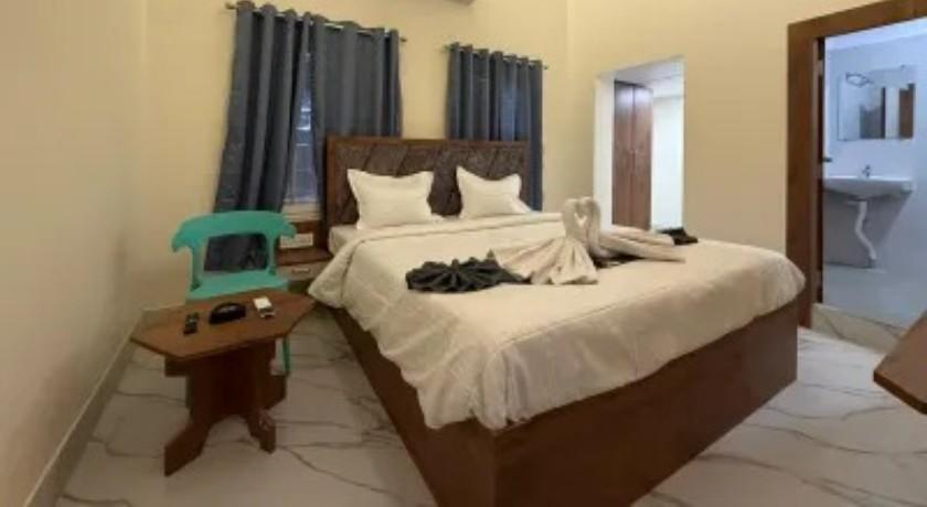 Adhiraj Inn in Kolkata
