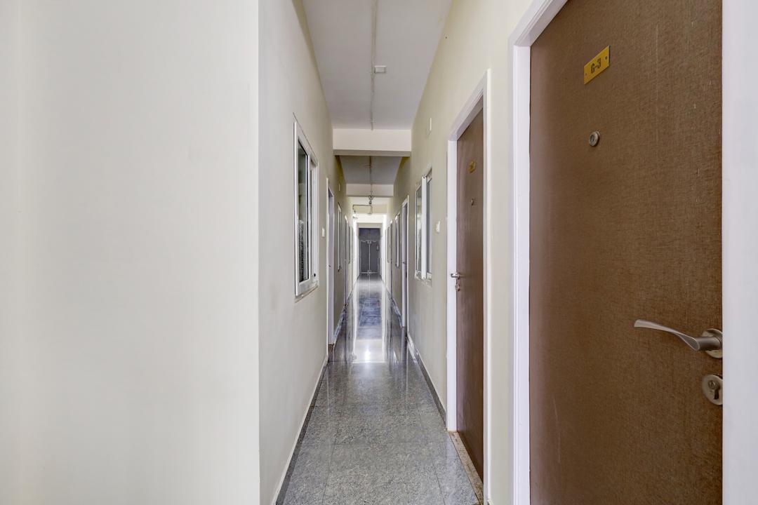 Super Collection O Mappedu Chennai Formerly Nitas Business Hotel in Chennai