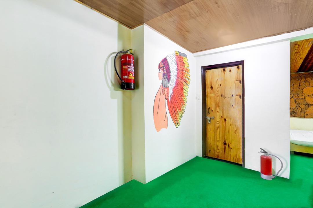 Super Hotel O Simsa Near Kanyal Road in Manali