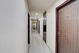 Hotel O Sur Sagar Lakeview Vadodara Formerly Vintage Inn in Vadodara