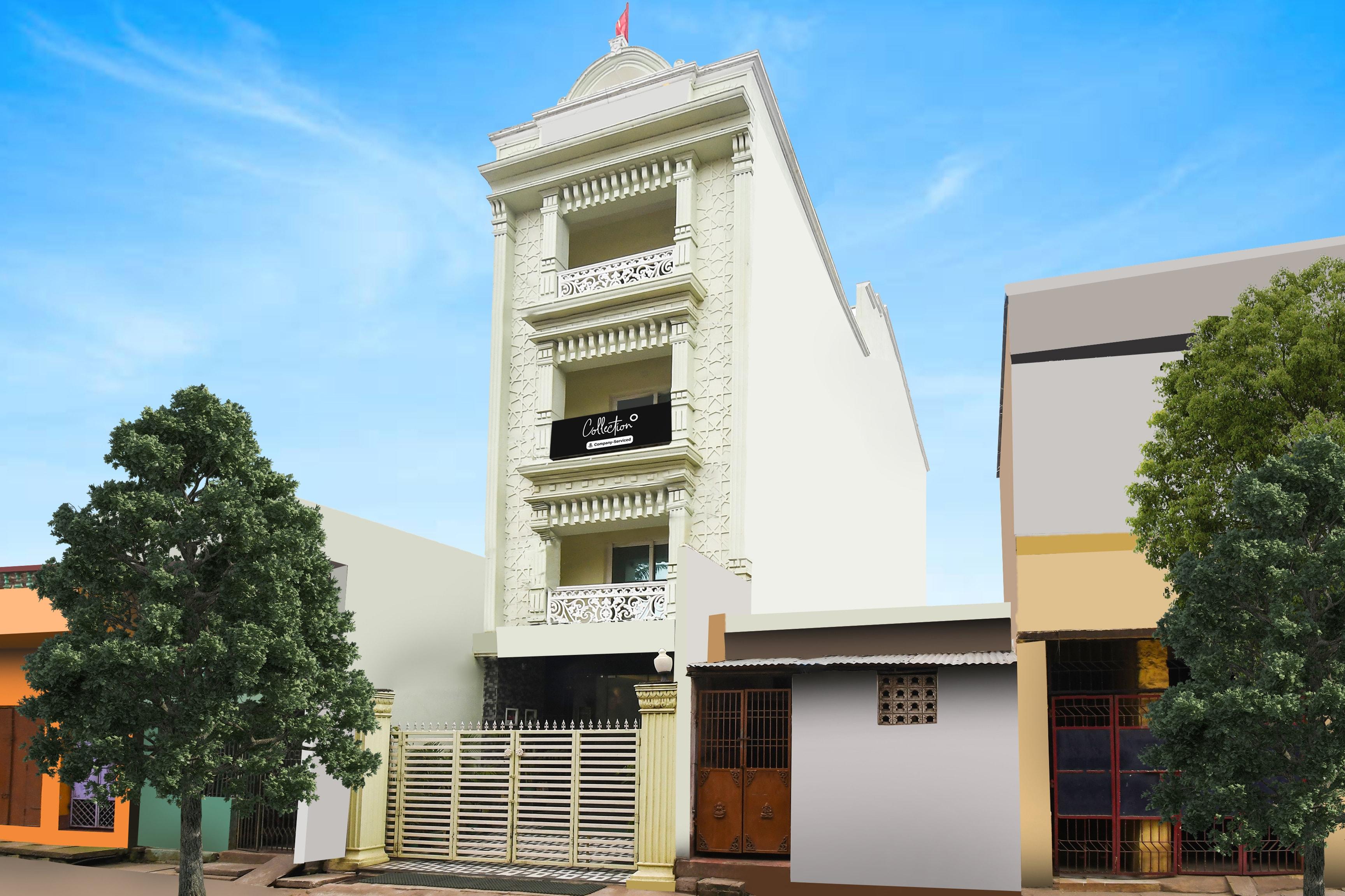 Super Collection O Paschim Dwar Near Jagannatha Temple in Puri