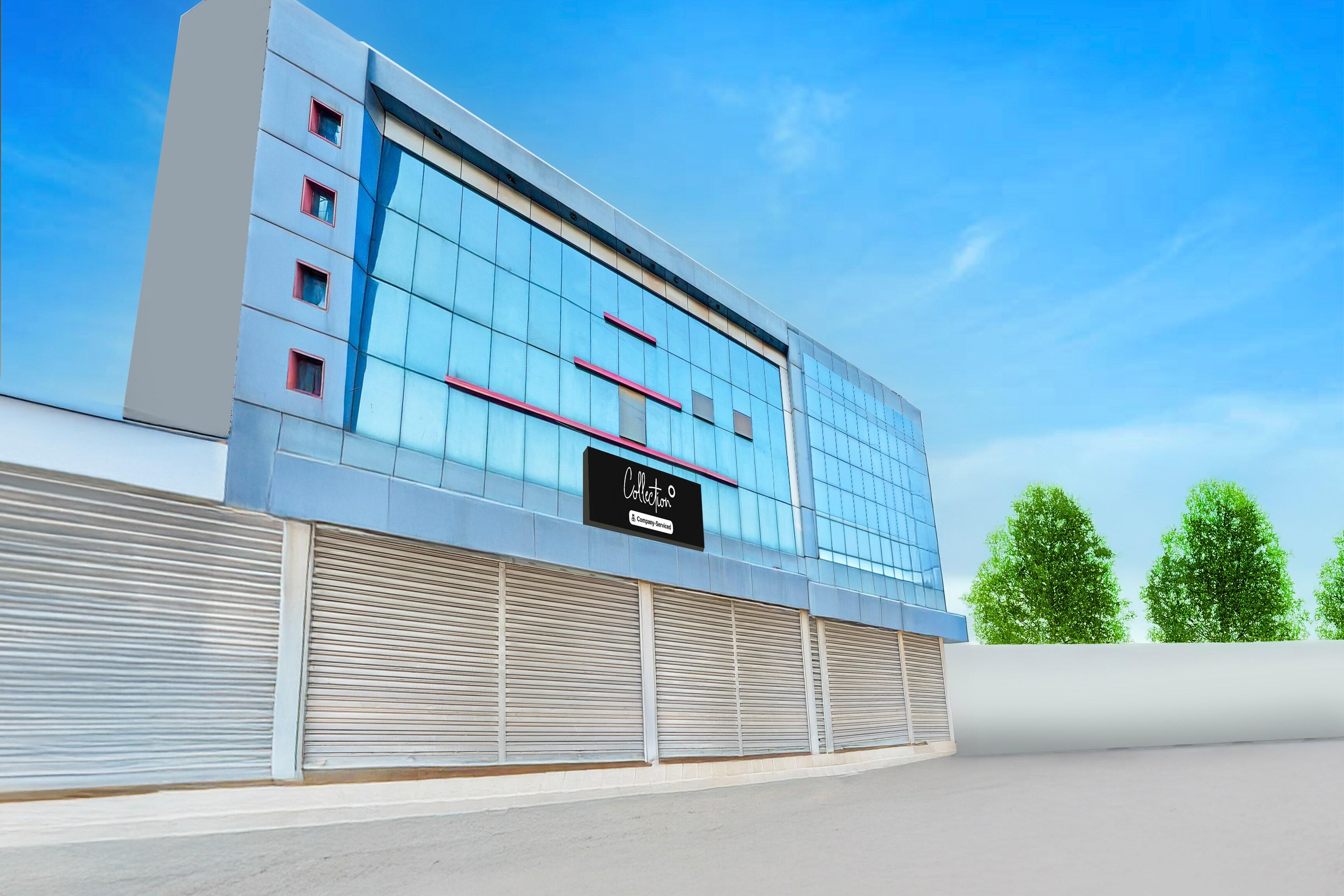 Super Collection O Phoolbagh Near DD Mall in Gwalior