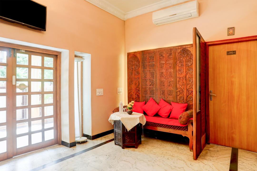 Collection O Rai Ka Bagh Near Railway Station Formerly Pioneer Plaza in Jodhpur