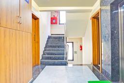 Super Townhouse Amanora Park Town Formerly Samrat Inn in Pune